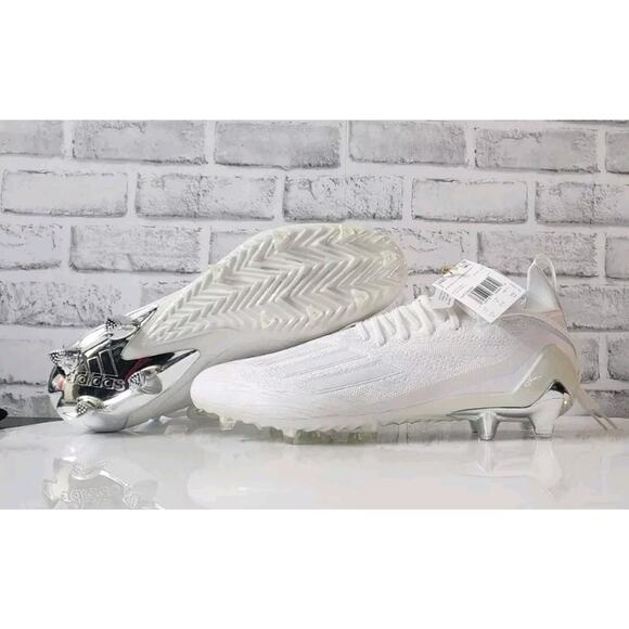 Athletic_Shoes